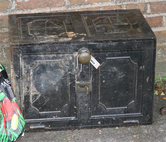 Safe box & key